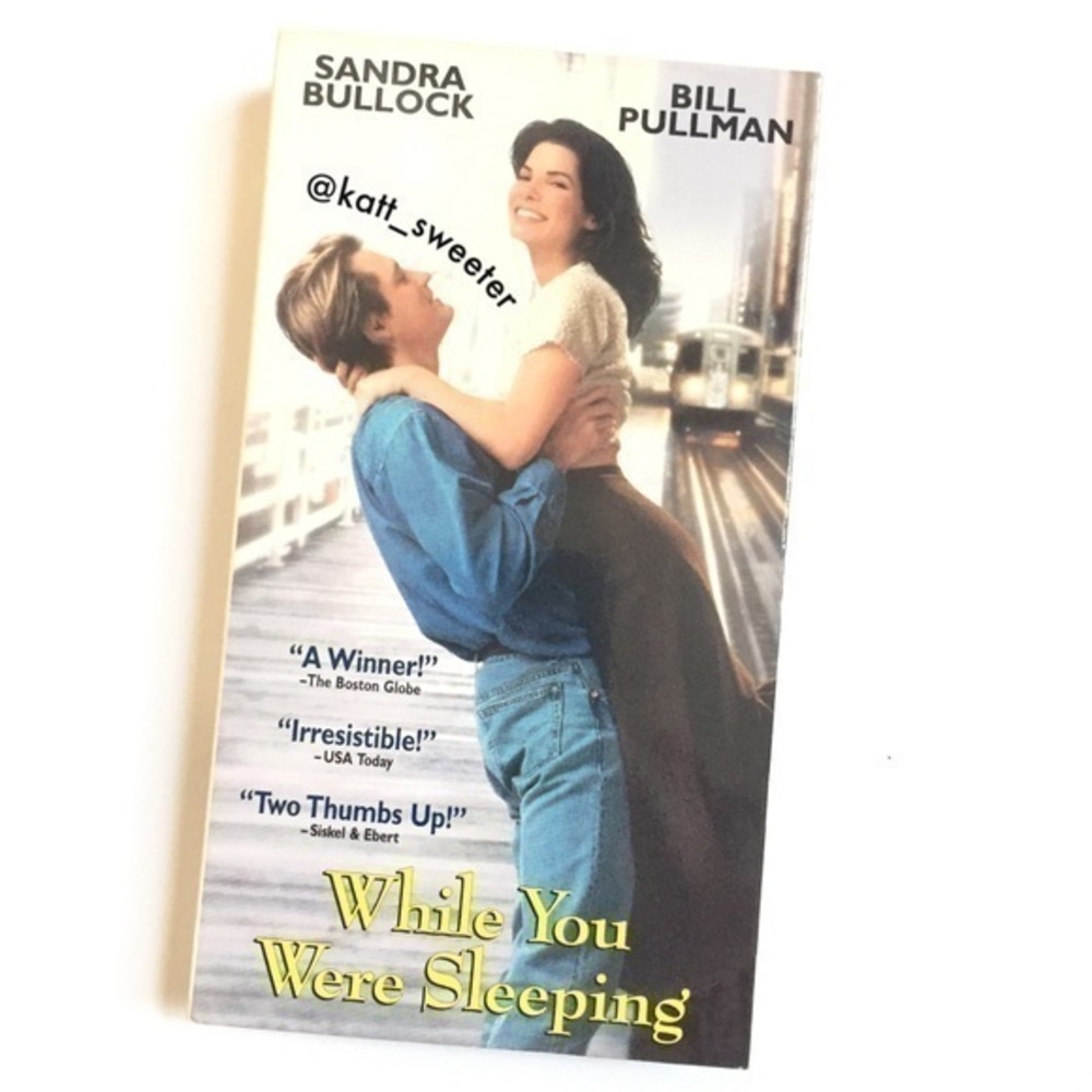 Vintage WHILE YOU WERE SLEEPING (1995) Sandra Bullock - VHS